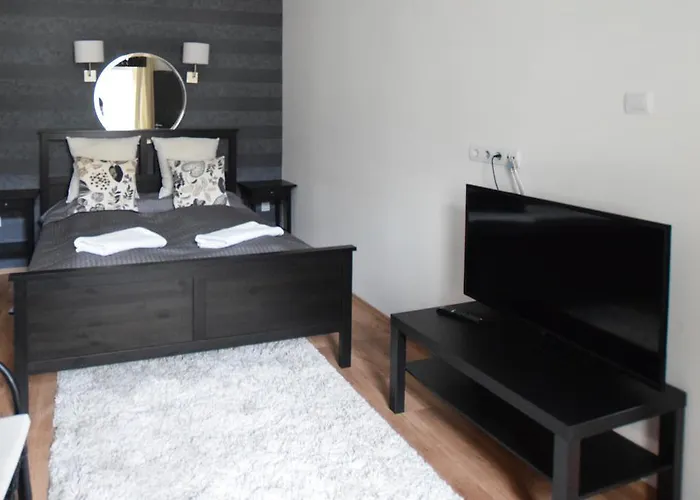 Luxury By Hi5-varoshaz Apartament *